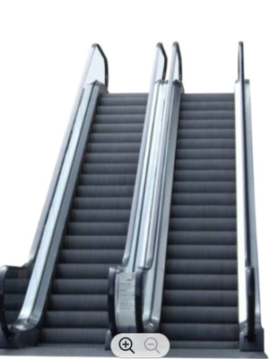 800mm Bước 9000P / h Thang cuốn Di chuyển 0,5m / s Thang cuốn trong nhà